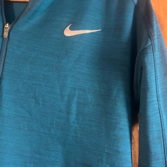 Nike Women’s teal 1/4 zip - Picture 2 of 4